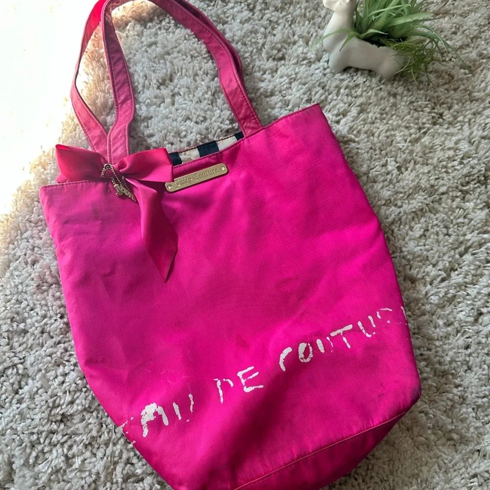 Used Juicy Couture hot pink vintage huge big giant beach bag tote.